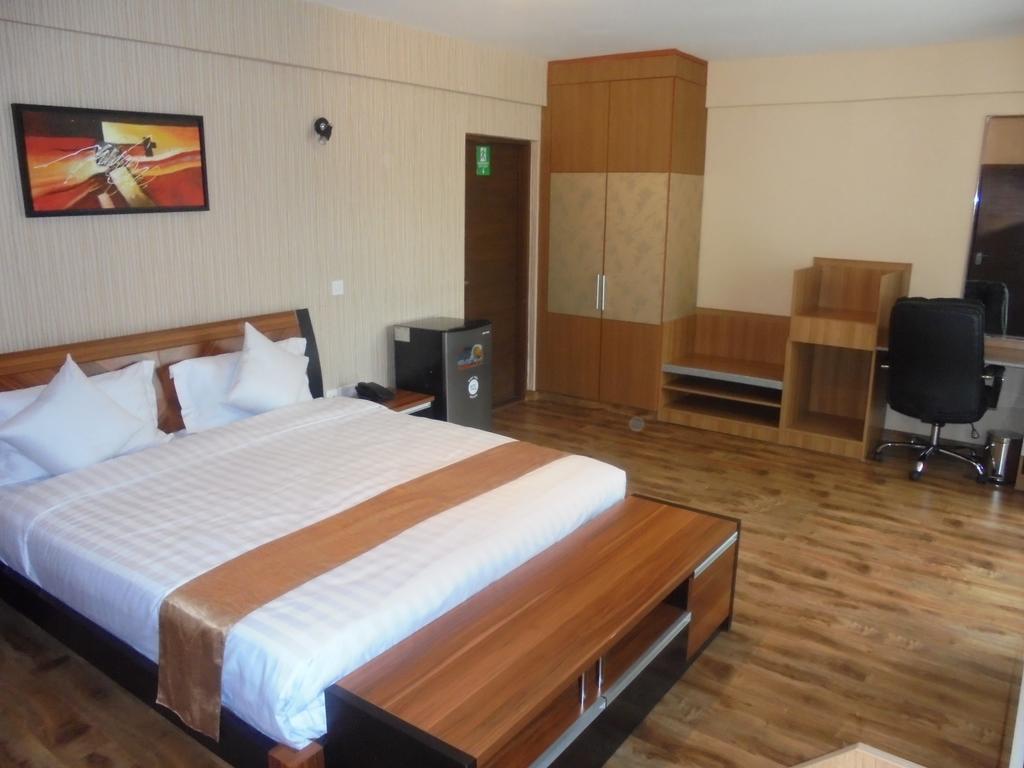 We Hotel And Suites Nairobi Luaran gambar